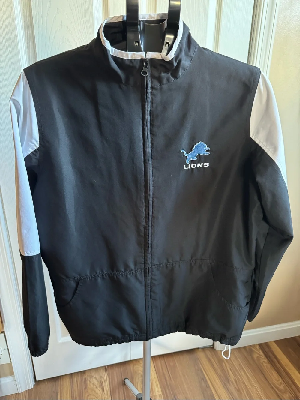 NFL Detroit Lions Women’s Black and White Track Jacket, Size Large
